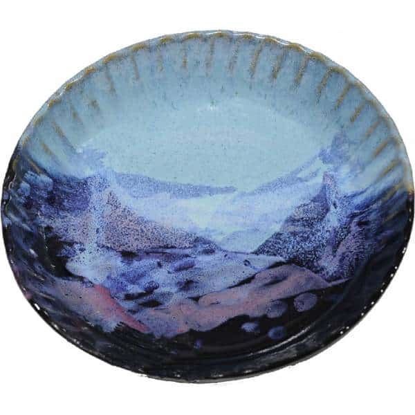 A Non-Pattern Glazed Fluted Pie Pan