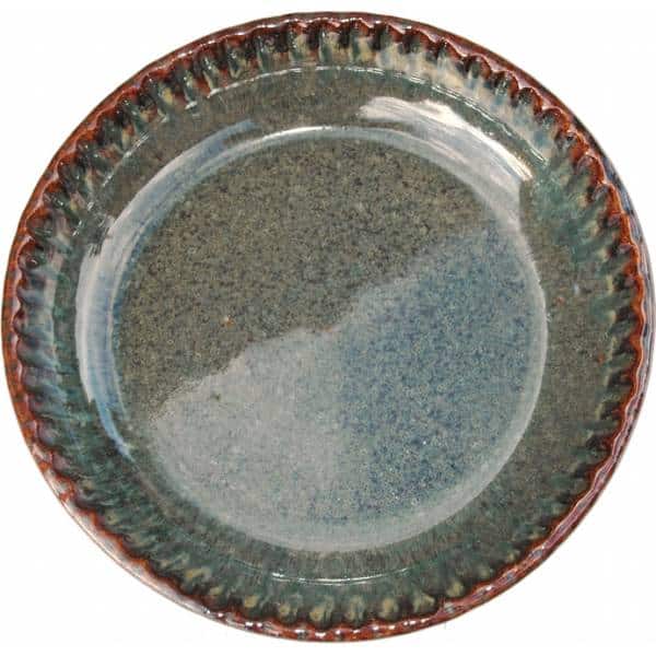 A Non-Pattern Glazed Fluted Pie Pan