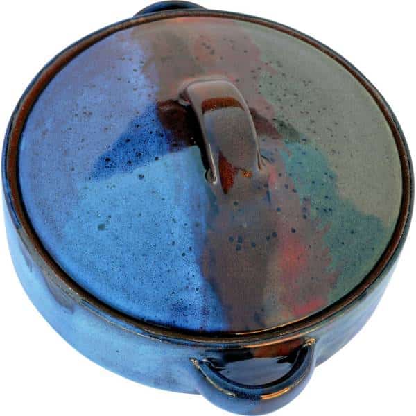 A Non-Pattern Glazed Large Casserole Dish