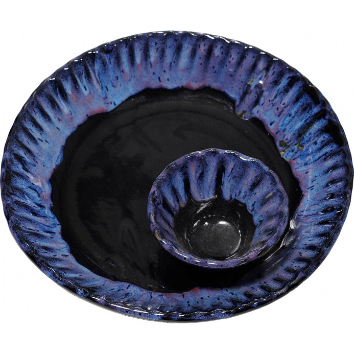 A Non-Pattern Glazed Fluted Chip and Dip