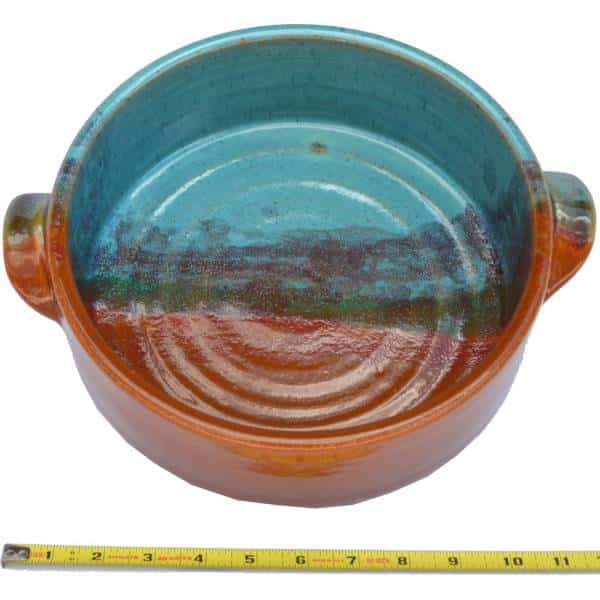 A Non-Pattern Glazed Large Baker