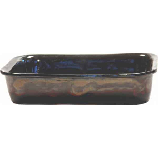 A Non-Pattern Glazed Lasagna Pan
