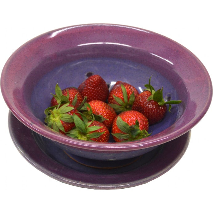 A Non-Pattern Glazed Berry Bowl