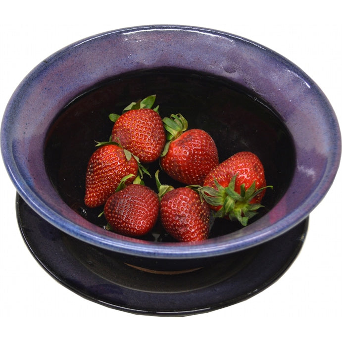 A Non-Pattern Glazed Berry Bowl
