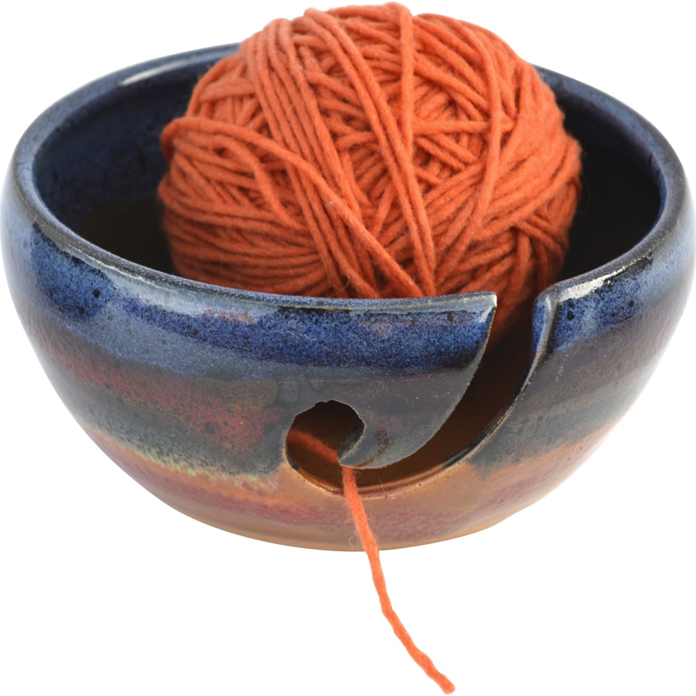 A Non-Pattern Glazed Yarn Bowl